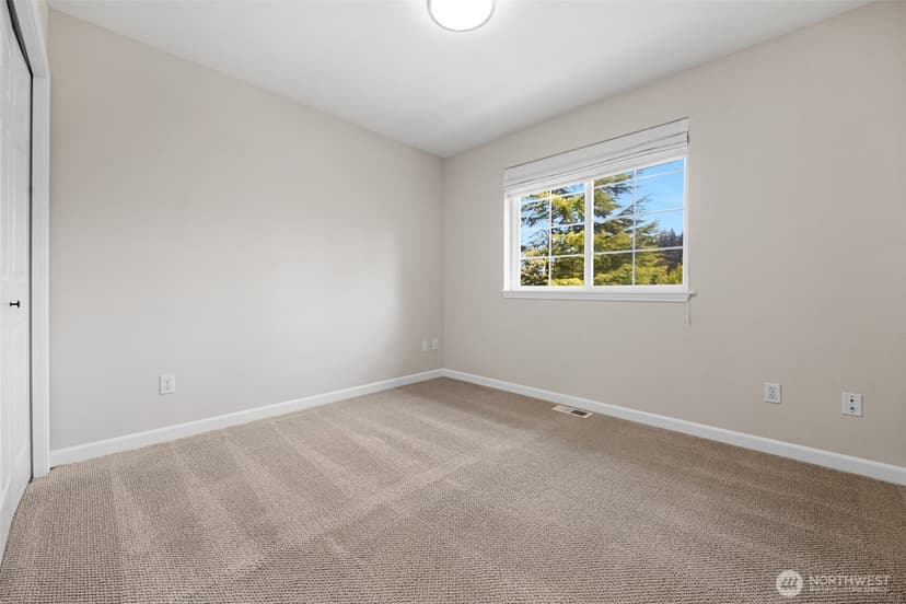 Property photo for 5226 Narbeck Avenue, Everett photo 24