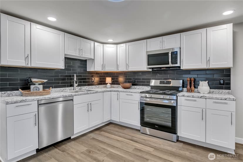 Property photo for 14322 Admiralty Way #27, Lynnwood photo 9