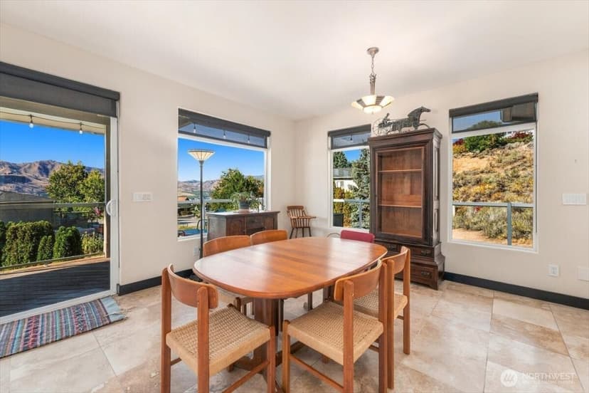 Property photo for 305 Orchard View Drive, Chelan photo 13