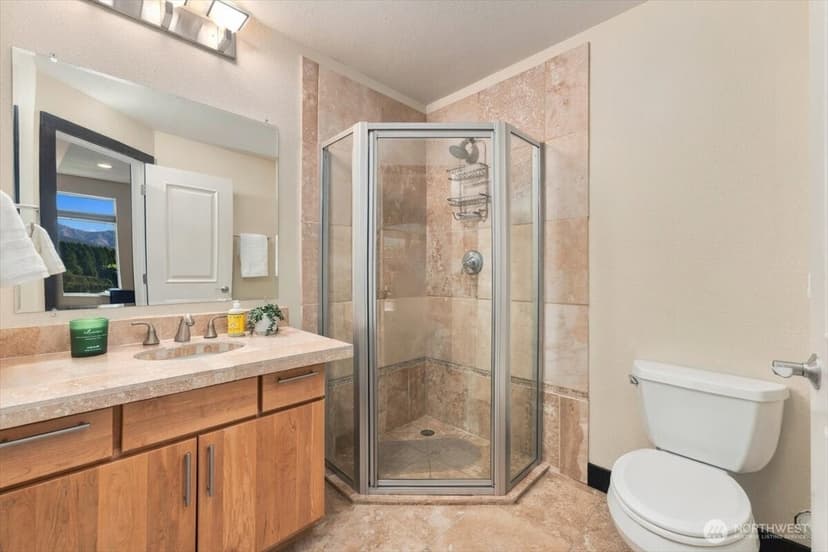 Property photo for 305 Orchard View Drive, Chelan photo 31