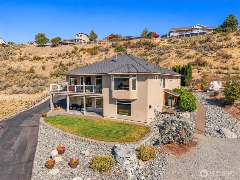 Property photo for 305 Orchard View Drive, Chelan photo 39