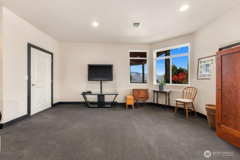 Property photo for 305 Orchard View Drive, Chelan photo 29