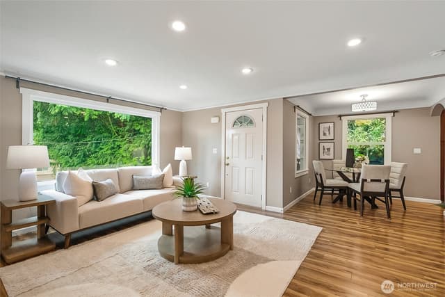 Property photo for 8800 Ravenna Avenue NE, Seattle photo 2