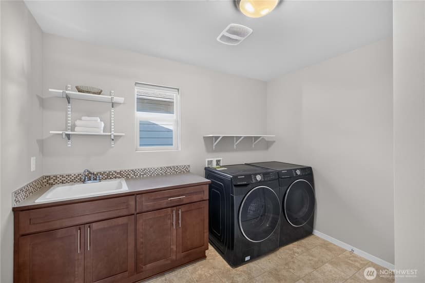 Property photo for 22437 SE 283rd Street, Maple Valley photo 32