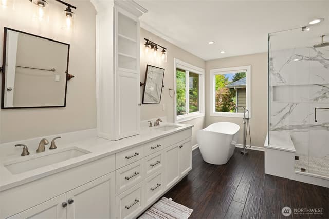 Property photo for 27534 SE 28th Place, Sammamish photo 4