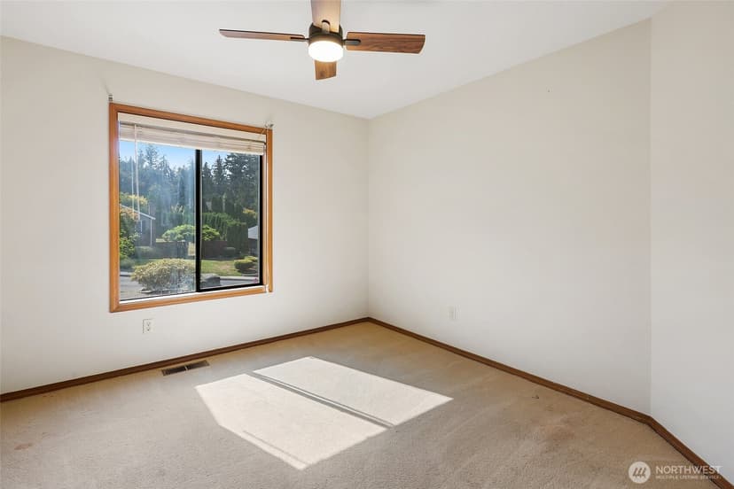 Property photo for 7217 67th Place NE, Marysville photo 25