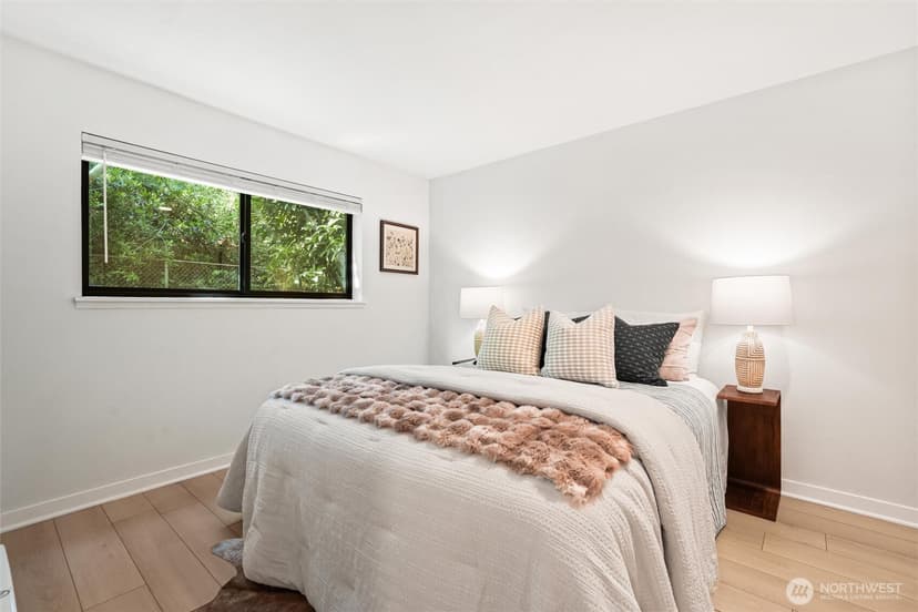 Property photo for 1800 N 105th Street #101, Seattle photo 25