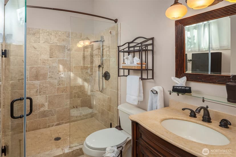 Property photo for 1736 125th Avenue SE, Bellevue photo 20