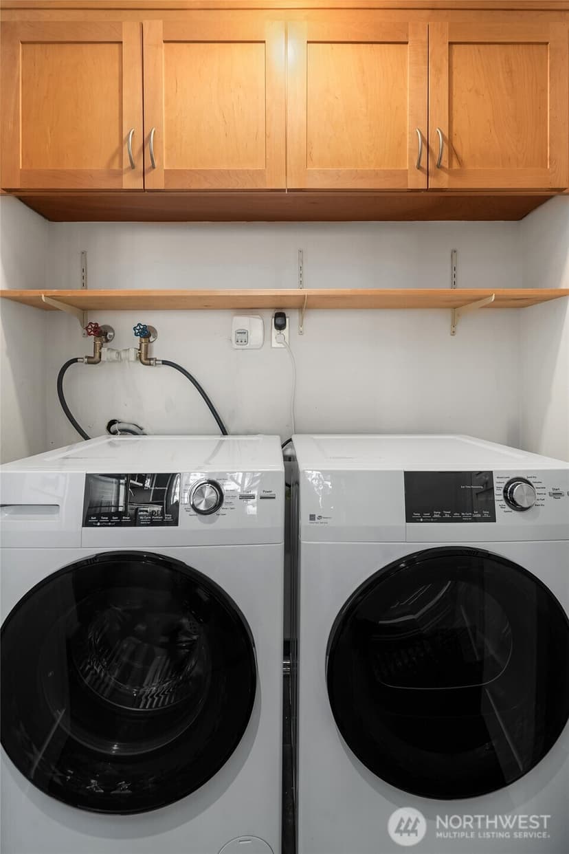 Property photo for 2125 1st Avenue #1304, Seattle photo 32