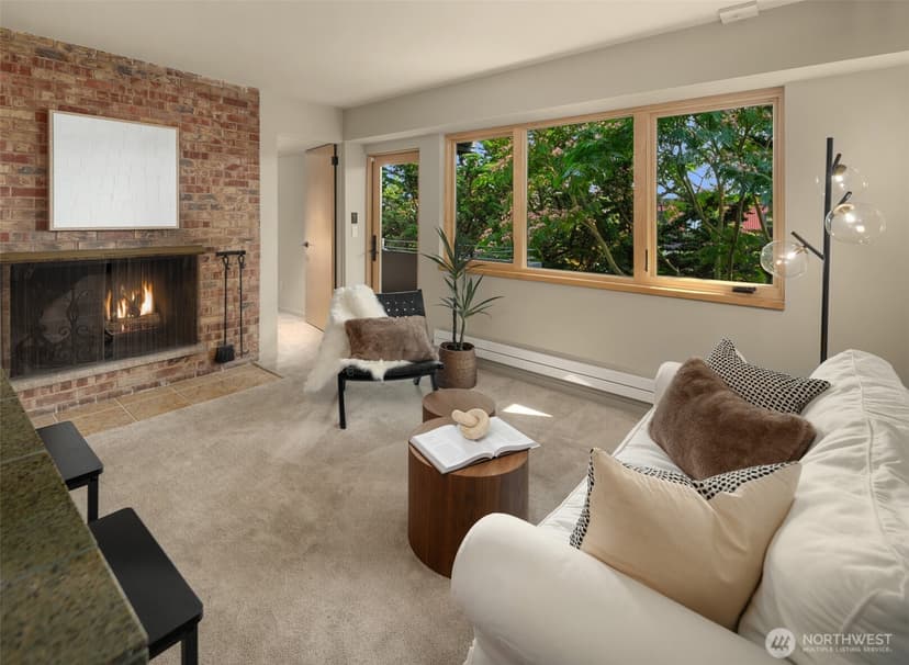 Property photo for 1215 Warren Avenue N, Seattle photo 34