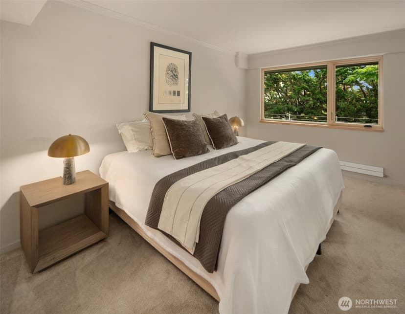 Property photo for 1215 Warren Avenue N, Seattle photo 36