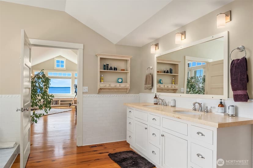 Property photo for 2231 NW 190th Place, Shoreline photo 21