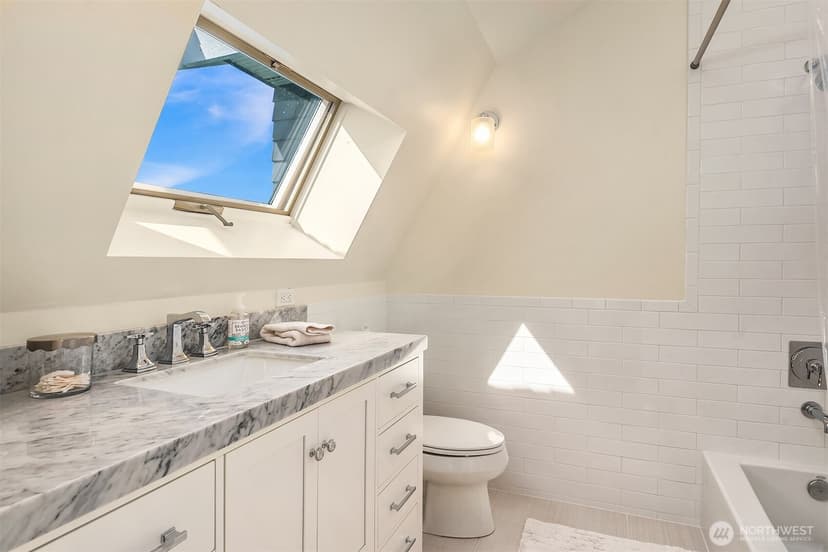 Property photo for 2231 NW 190th Place, Shoreline photo 26