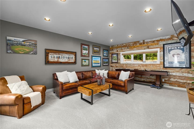 Property photo for 24733 SE Windsor Boulevard, Sammamish photo 12
