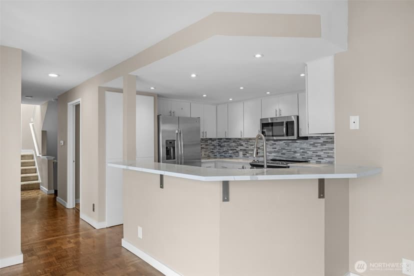 Property photo for 3556 NE 147th Street, Lake Forest Park photo 15