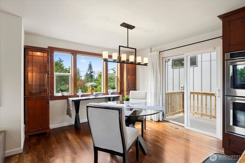 Property photo for 7957 30th Avenue SW, Seattle photo 11