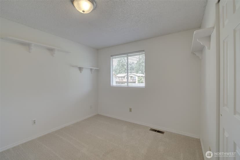 Property photo for 13930 122nd Avenue NE, Kirkland photo 16