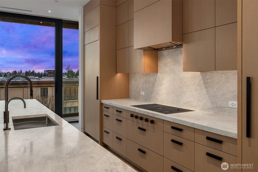 Property photo for 8 100th Avenue NE #401, Bellevue photo 12