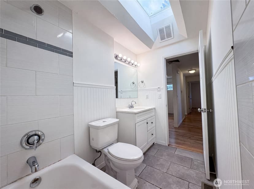 Property photo for 712 141st Street E, Tacoma photo 15