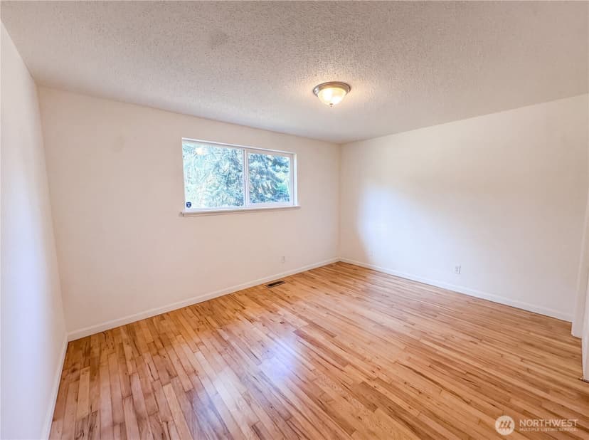 Property photo for 712 141st Street E, Tacoma photo 12