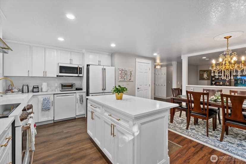 Property photo for 22701 12th Place W, Bothell photo 8