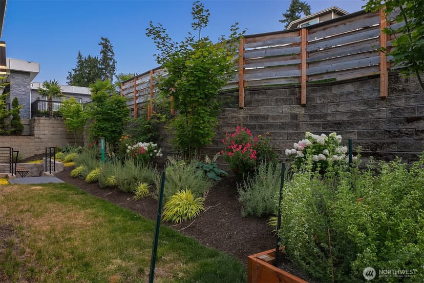 Property photo for 11909 90th Avenue NE, Kirkland photo 35