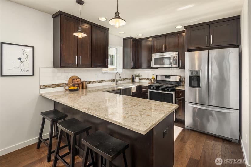 Property photo for 3627 Gilman Avenue W, Seattle photo 9
