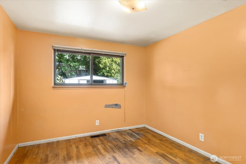 Property photo for 1235 8th Avenue S, Edmonds photo 24