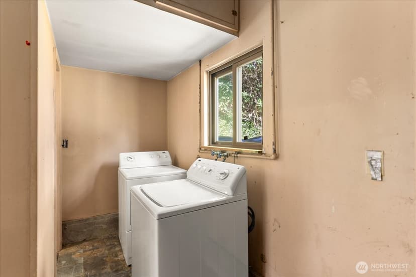 Property photo for 1235 8th Avenue S, Edmonds photo 16