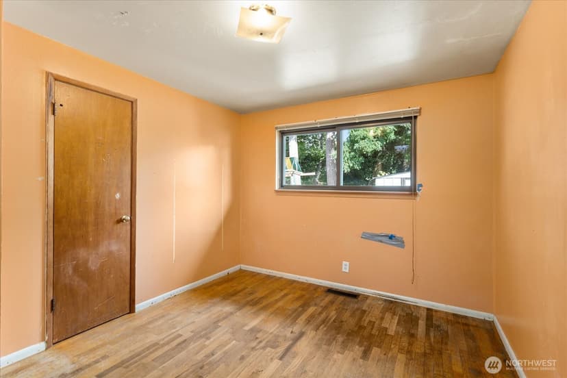 Property photo for 1235 8th Avenue S, Edmonds photo 25