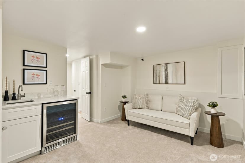 Property photo for 8055 Corliss Avenue N, Seattle photo 21