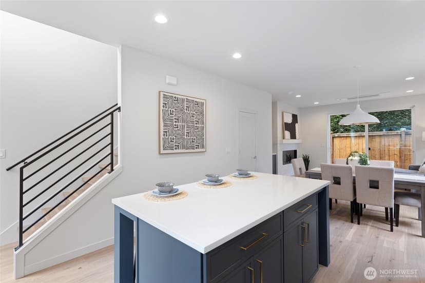 Property photo for 8039 Wallingford Avenue N #C, Seattle photo 8