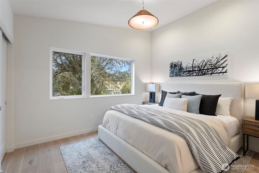 Property photo for 8039 Wallingford Avenue N #C, Seattle photo 18
