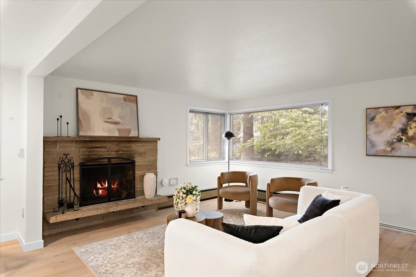 Property photo for 12216 12th Avenue S, Seattle photo 6