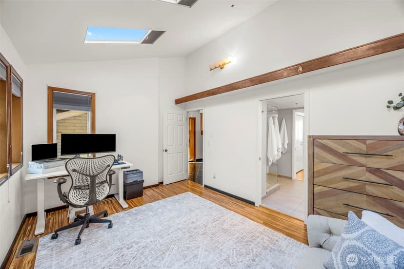 Property photo for 12205 Shorewood Drive SW, Burien photo 20