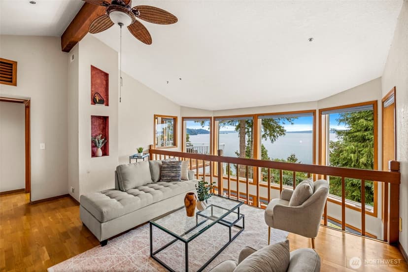 Property photo for 12205 Shorewood Drive SW, Burien photo 23