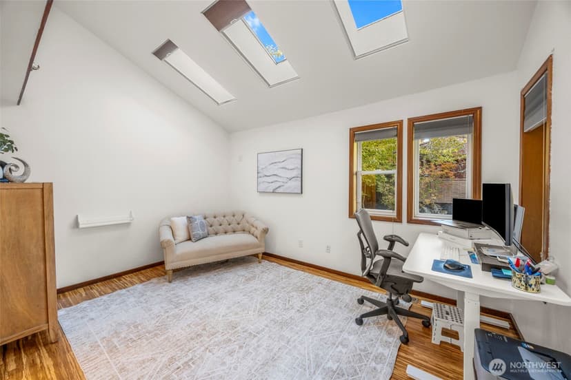 Property photo for 12205 Shorewood Drive SW, Burien photo 19