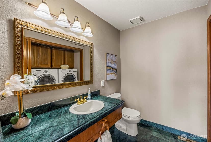 Property photo for 12205 Shorewood Drive SW, Burien photo 14