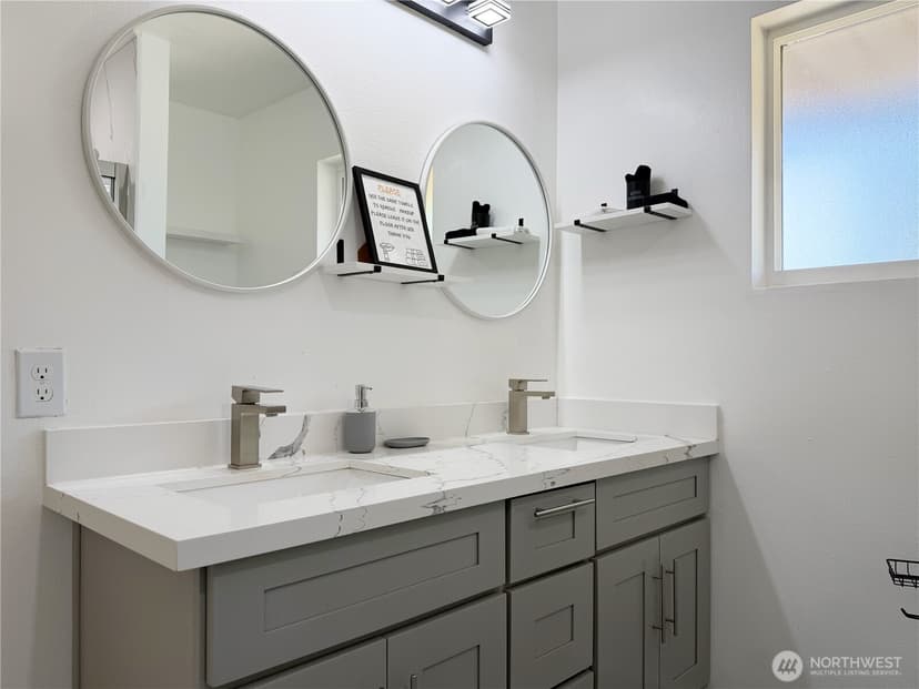 Property photo for 23922 94th Avenue S, Kent photo 20