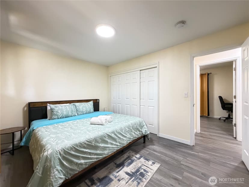Property photo for 23922 94th Avenue S, Kent photo 26