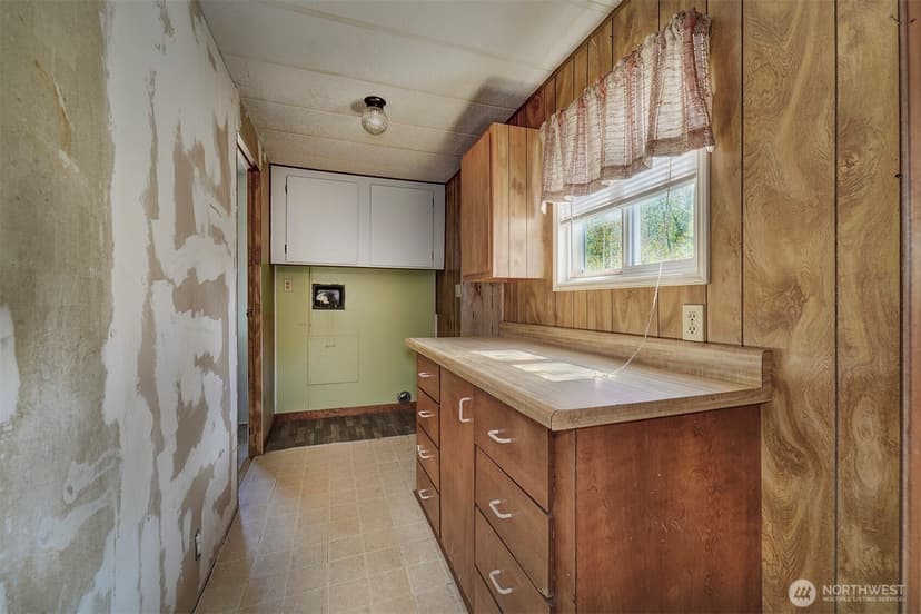 Property photo for 2321 NE Sylvan Way, Bremerton photo 18