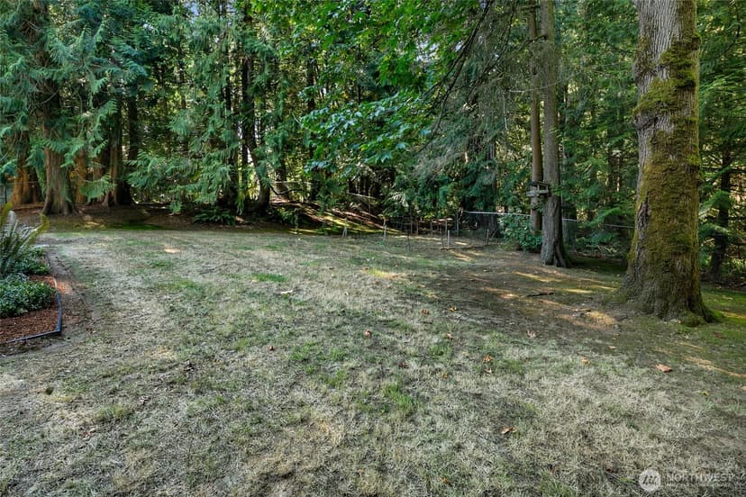 Property photo for 6833 207th Avenue NE, Redmond photo 32