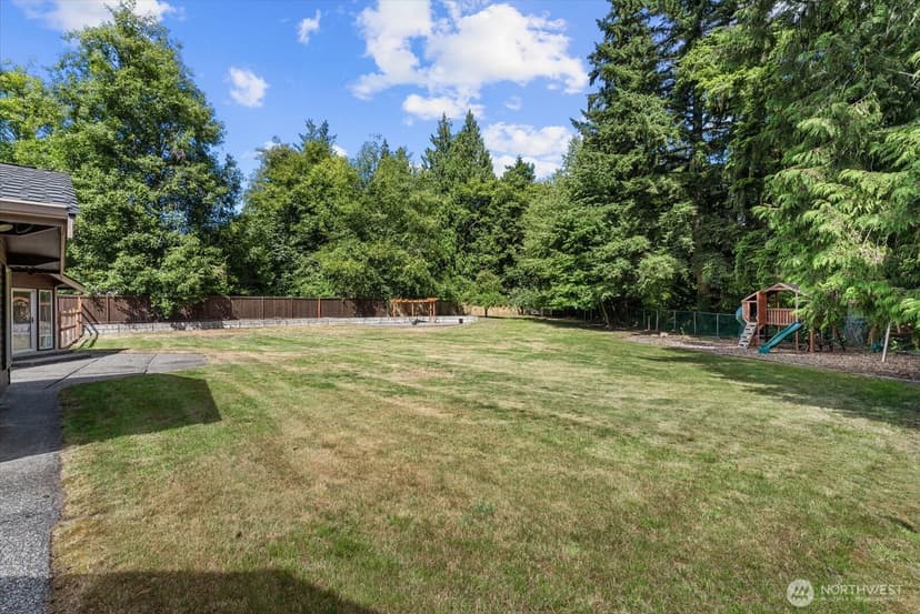 Property photo for 3209 102nd Avenue NE, Lake Stevens photo 28