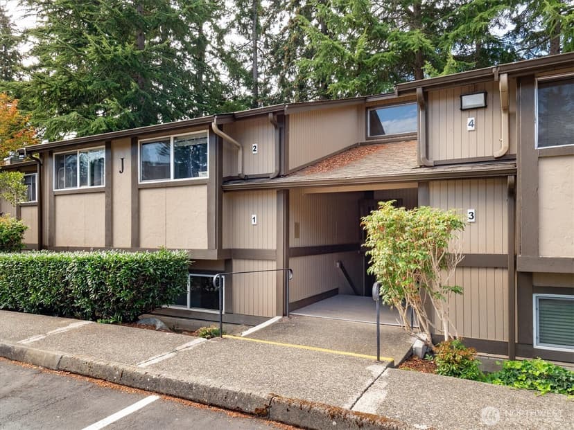 Property photo for 4727 176th Street SW #J3, Lynnwood photo 23