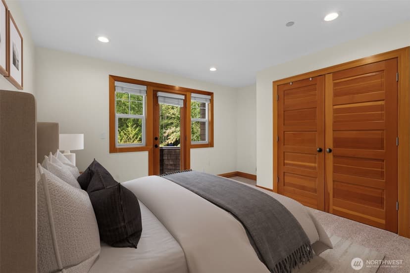 Property photo for 26415 SE Old Black Nugget Road, Issaquah photo 18