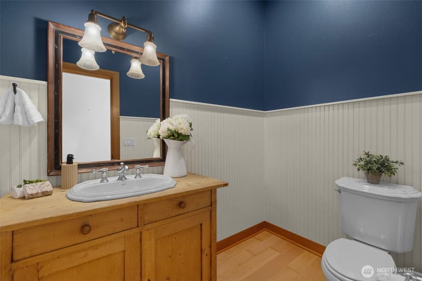 Property photo for 26415 SE Old Black Nugget Road, Issaquah photo 22
