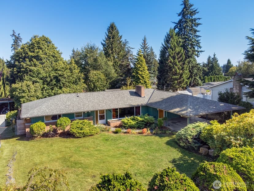 Property photo for 11303 1st Place W, Everett