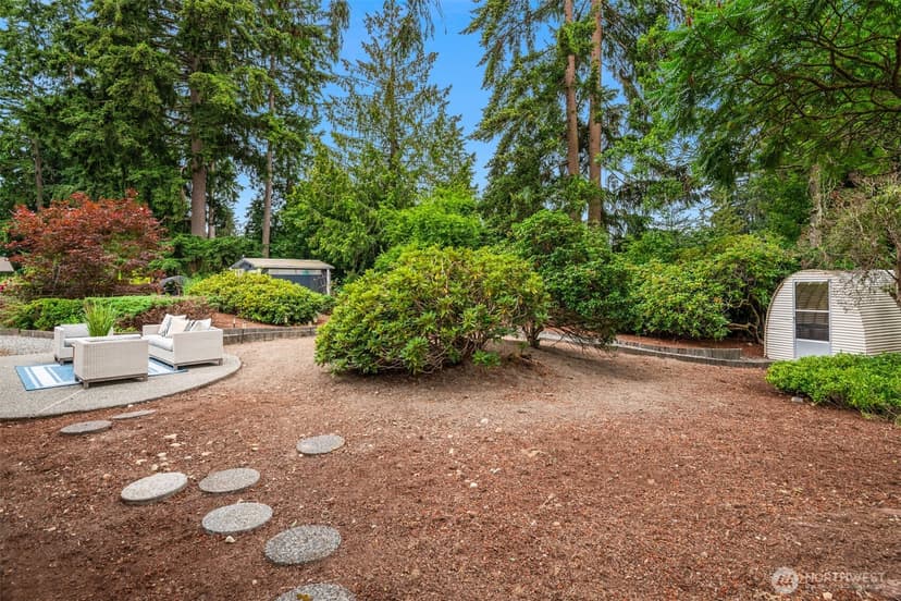 Property photo for 14213 143rd Avenue SE, Renton photo 32