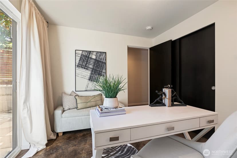 Property photo for 6534 42nd Avenue SW #B, Seattle photo 6