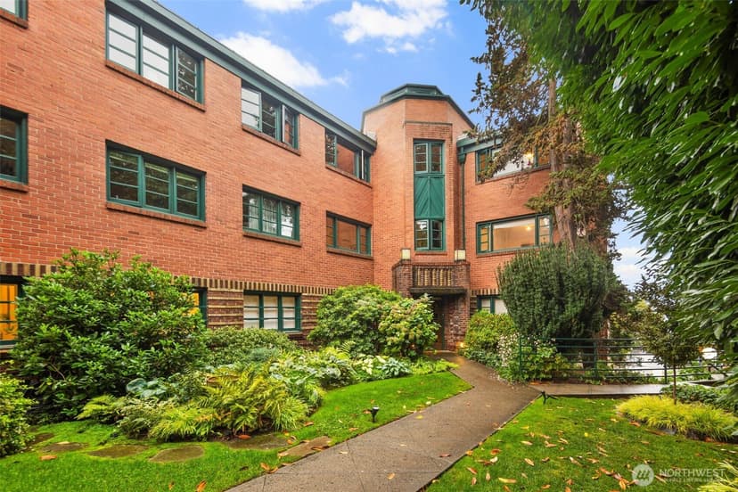 Property photo for 2717 Franklin Avenue E #102, Seattle photo 23